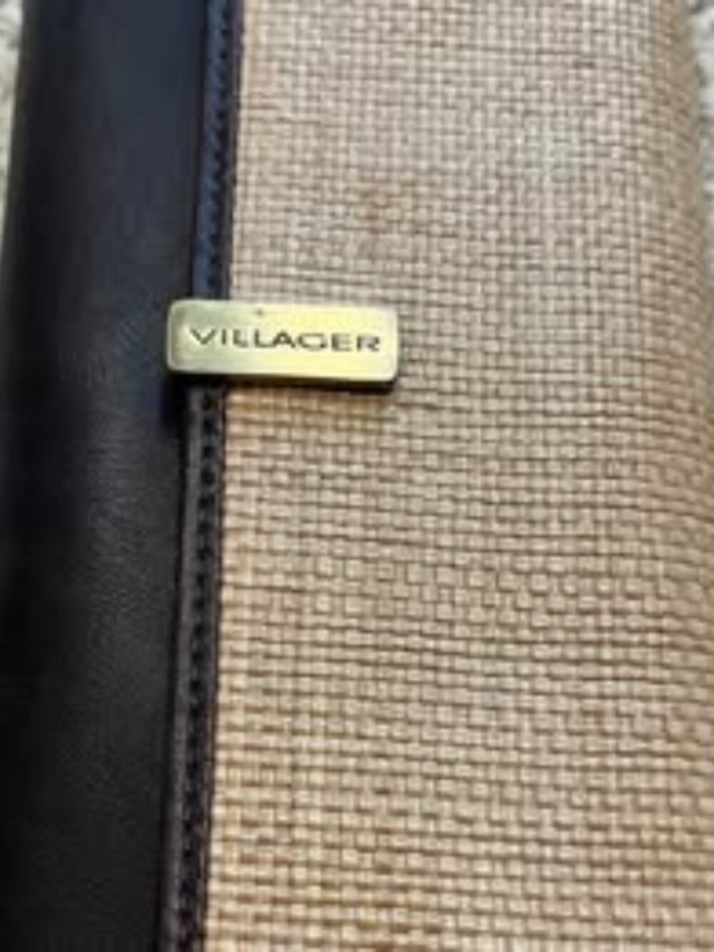 Brand new with tags-Liz Claiborne wallet